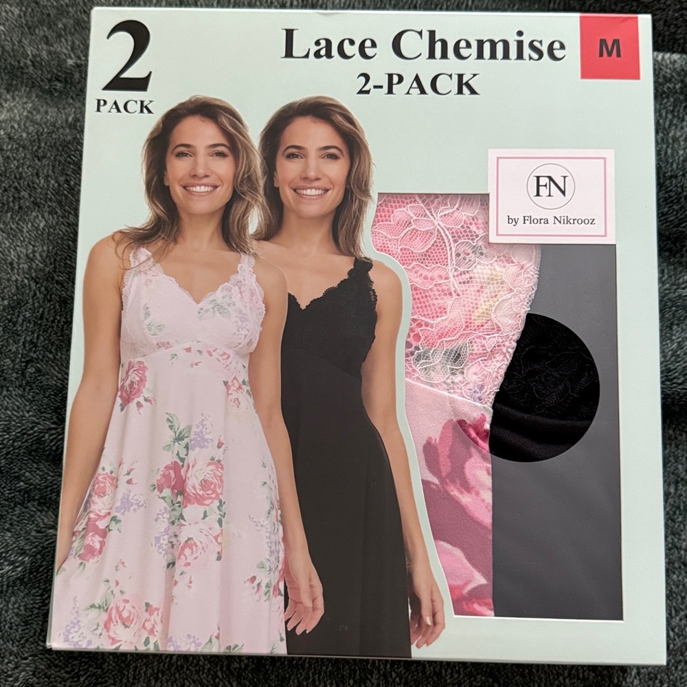 Flora Nikrooz Romantic Lace Chemises black and Pink